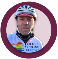È l’insider di Erratico con il Velodromo Francone, dove insegna a bambini e ragazzi il suo amore per il ciclismo.